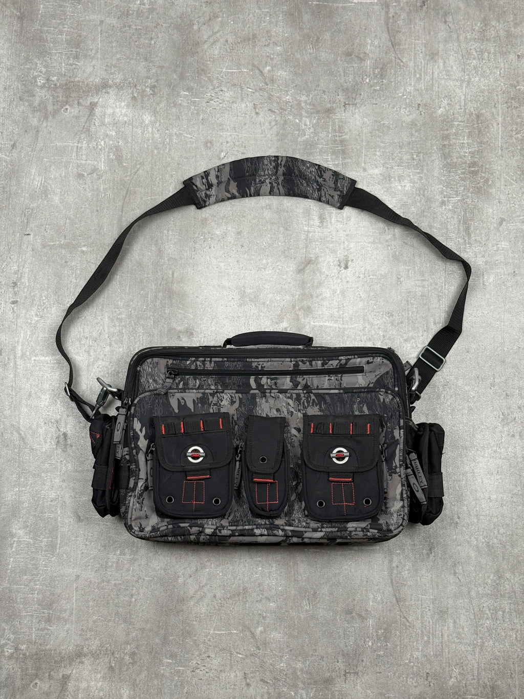 Vintage 2000s Oakley AP Tactical Messenger / Laptop Bag