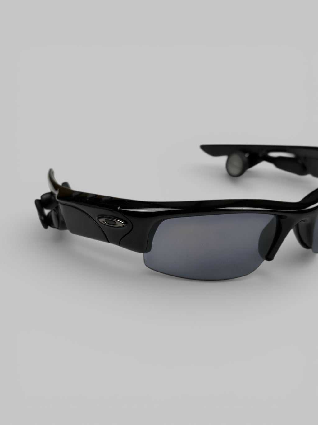 2005 Oakley Thump Black Iridium Gen-1 256MB MP3 Sunglasses