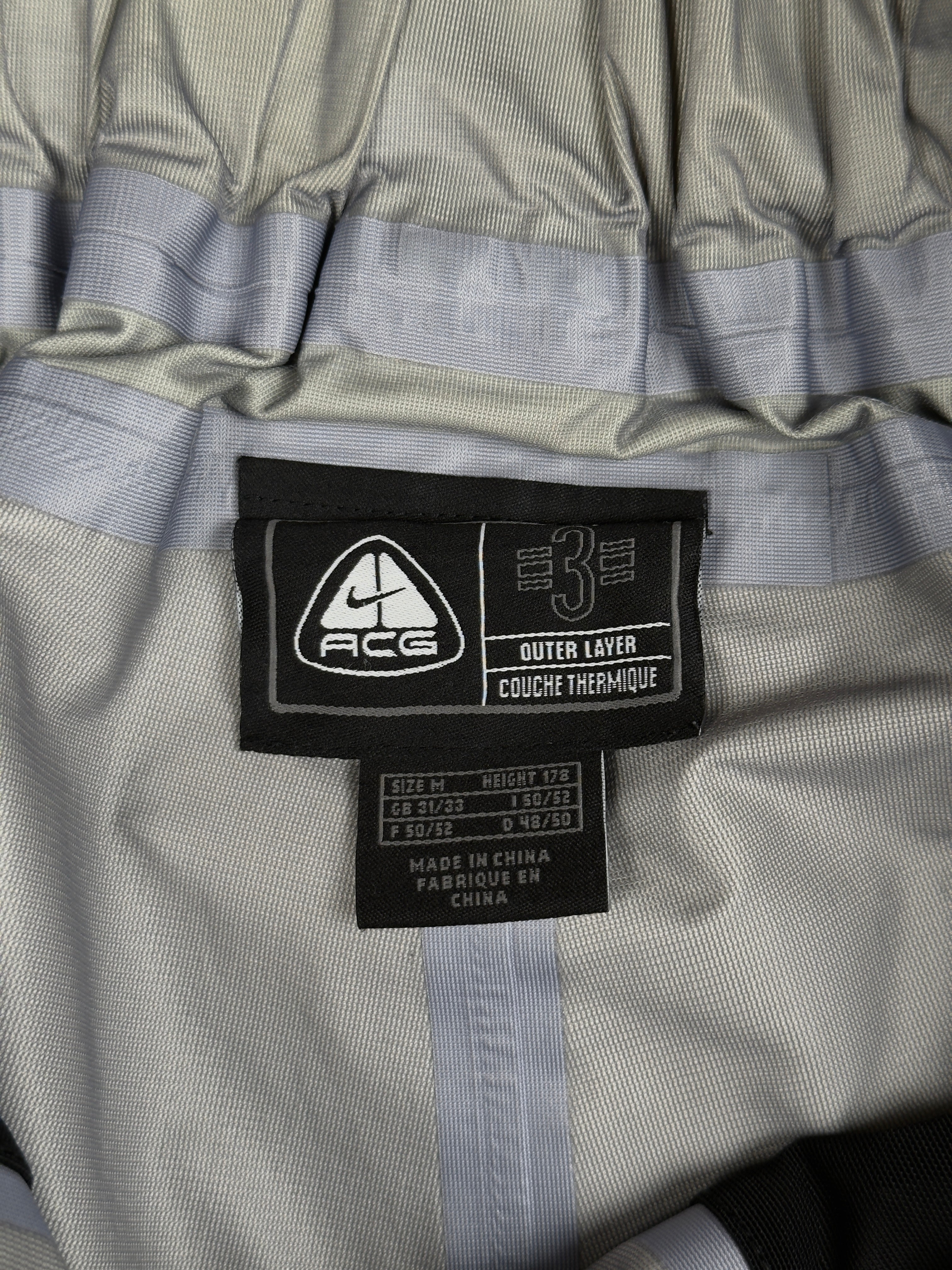 Vintage 2000s Nike ACG Goretex Ski Trousers