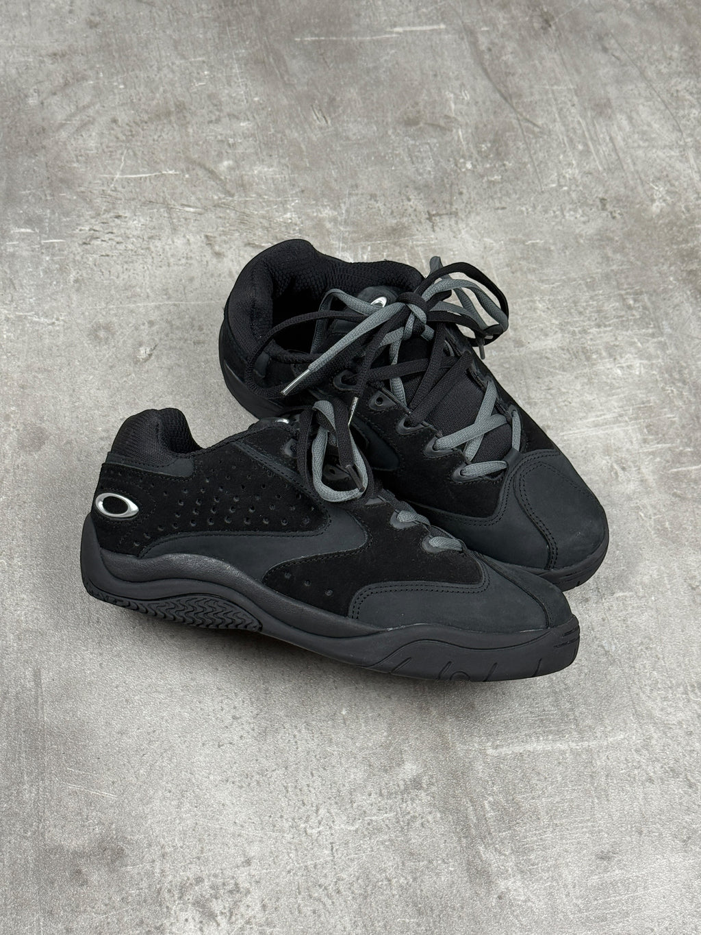 Vintage 2000s Oakley Sourdough Black Shoes