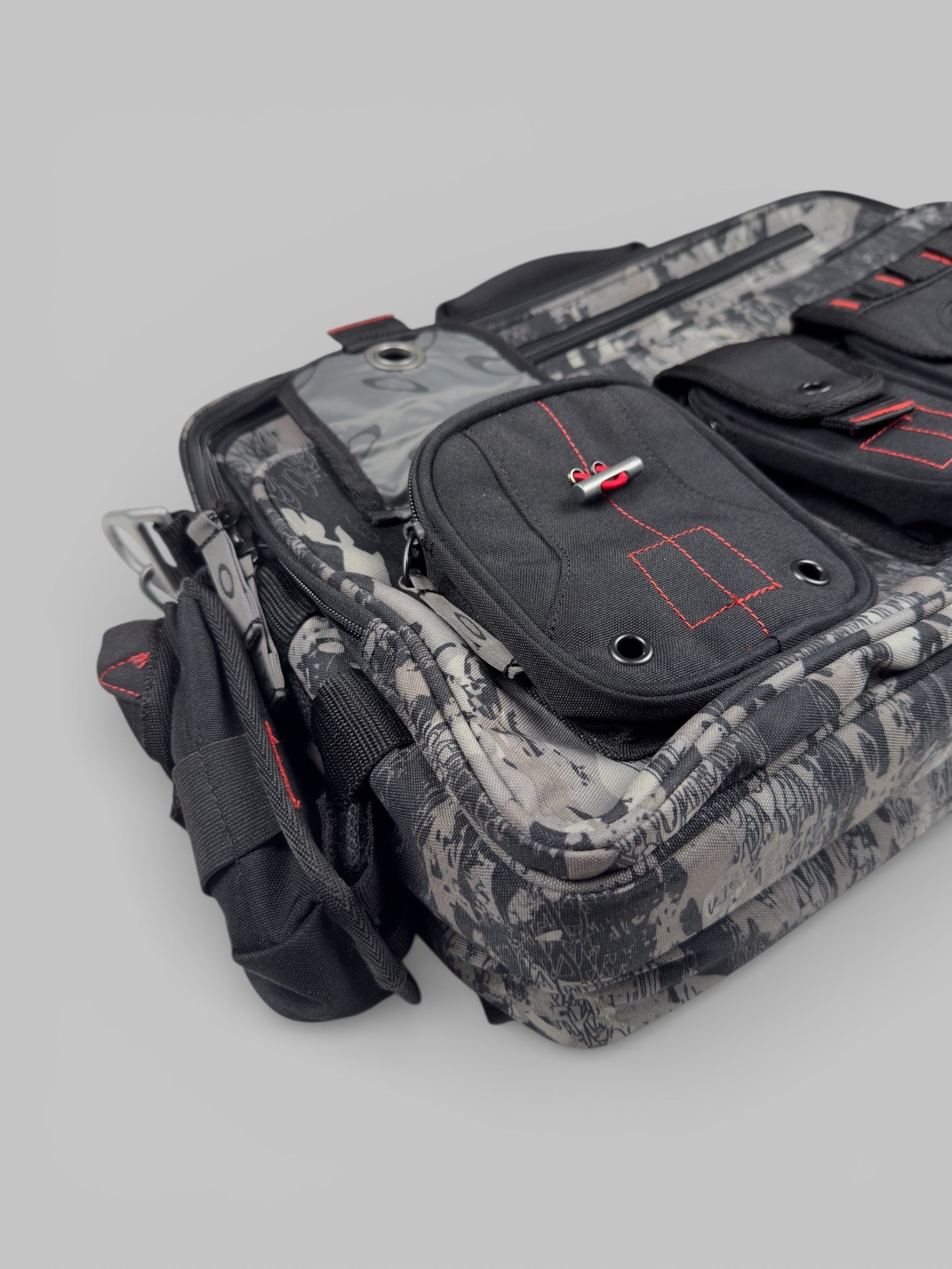 Vintage 2000s Oakley AP Tactical Messenger / Laptop Bag