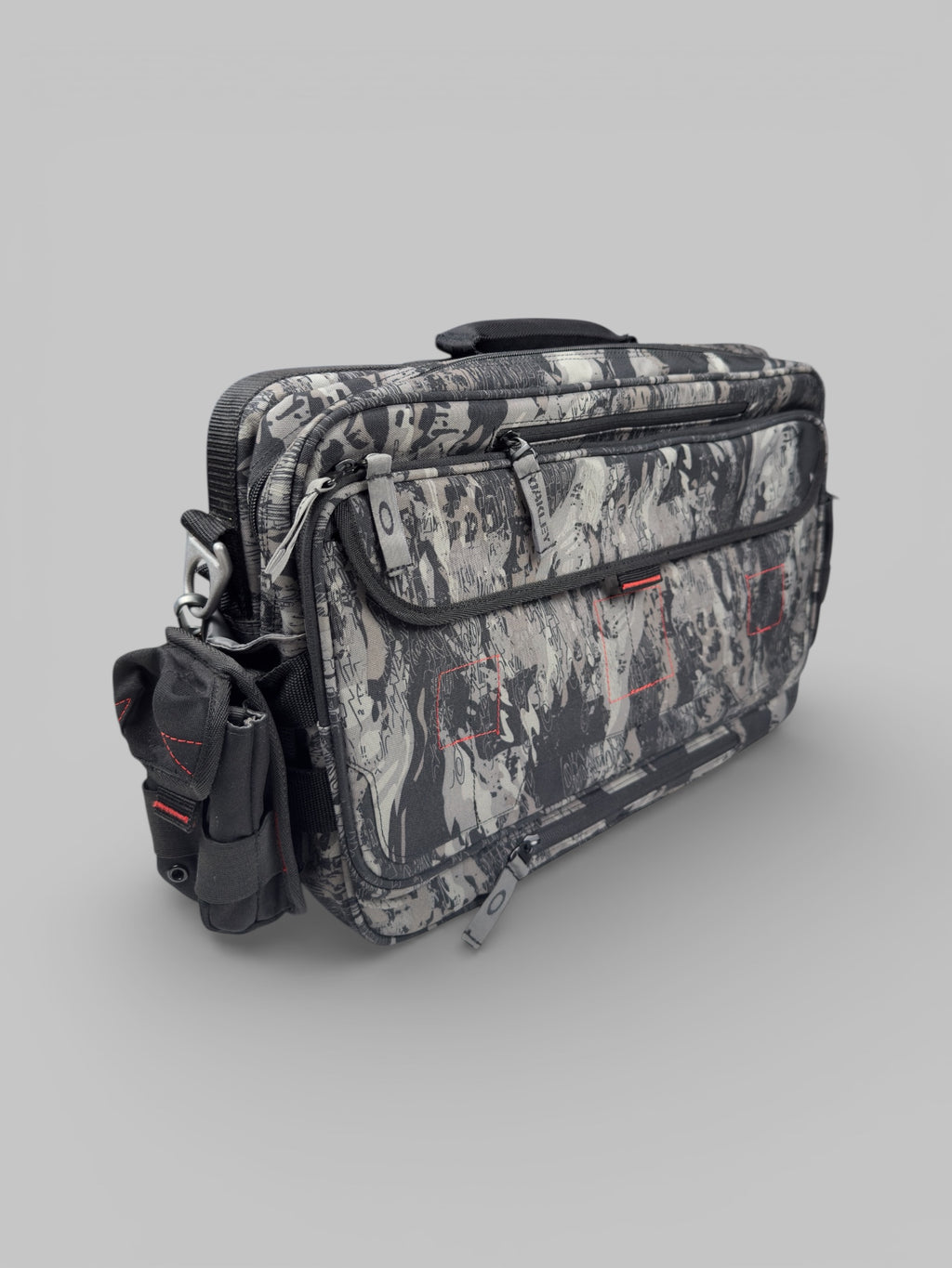 Vintage 2000s Oakley AP Tactical Messenger / Laptop Bag