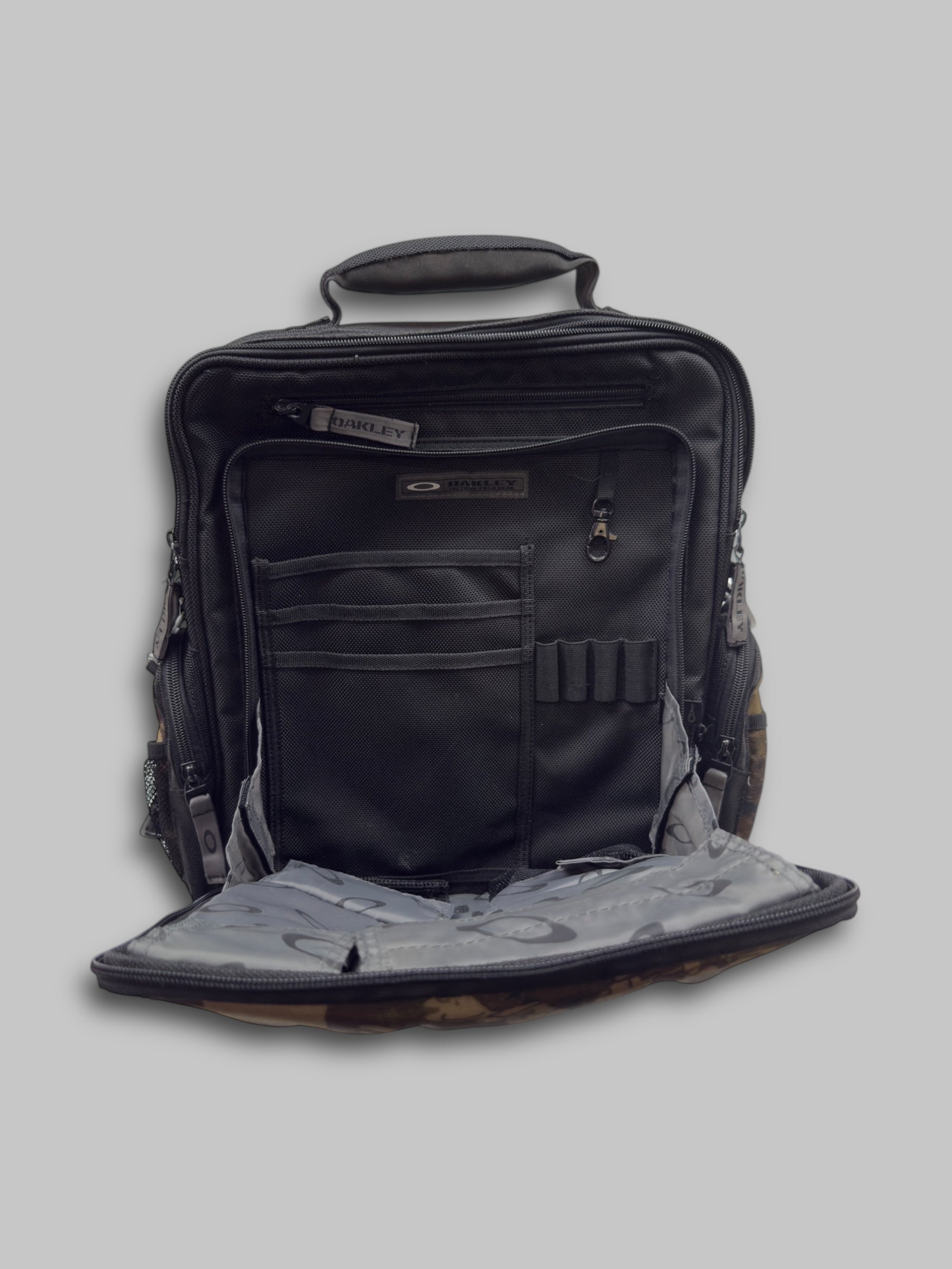 Vintage 2000s Oakley Tactical Field Gear Camo Shoulder / Side Bag