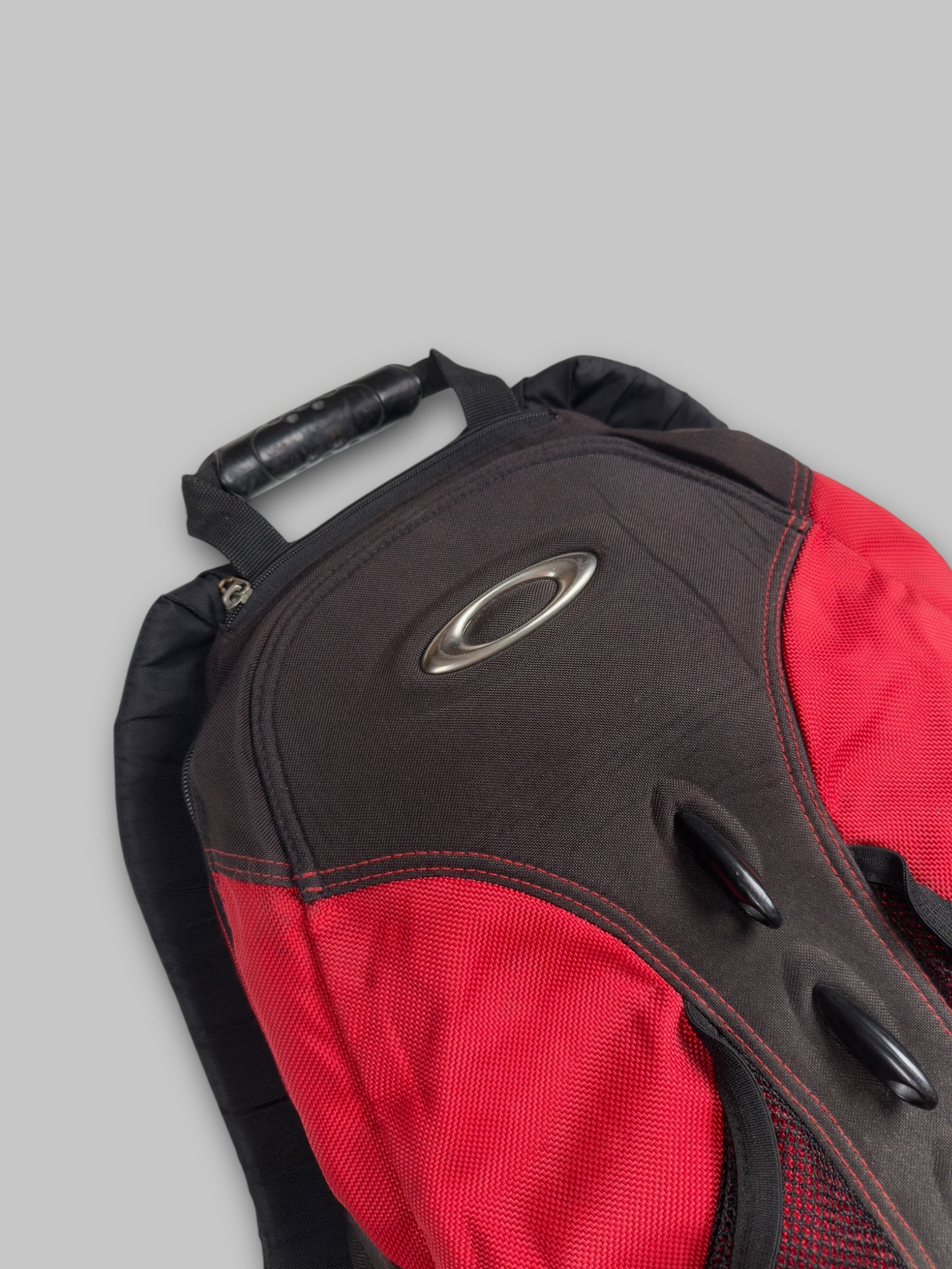 Vintage 2000s Oakley Black / Red Technical Backpack